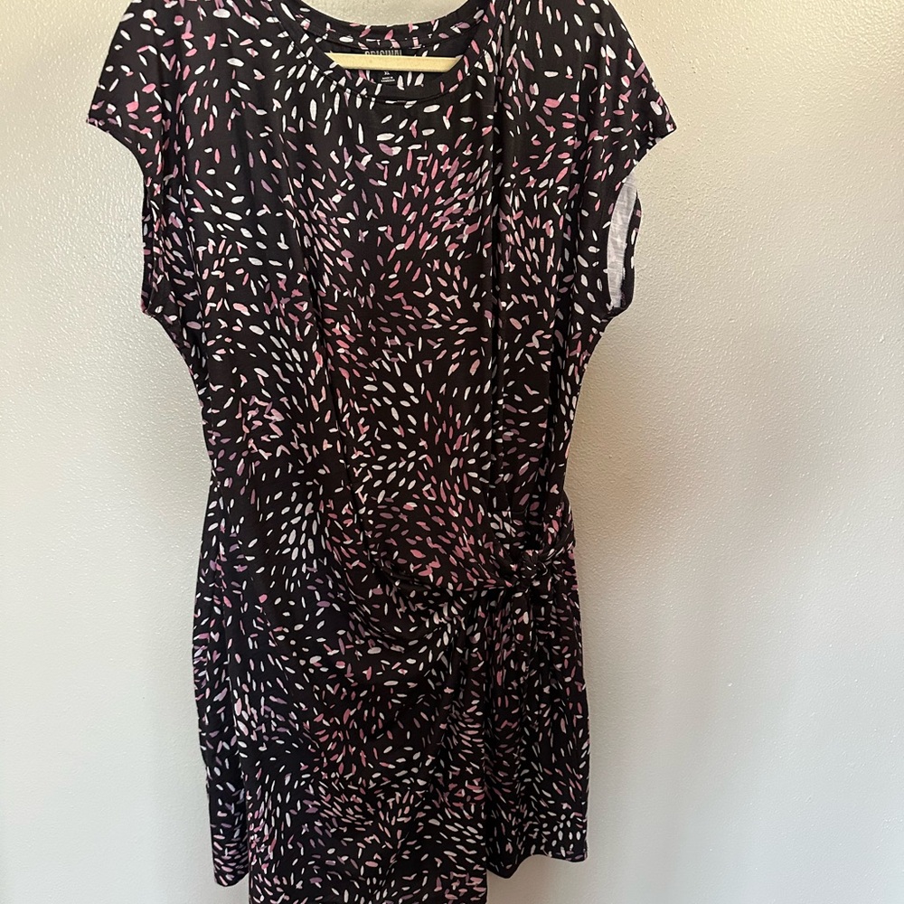 Nicole Miller Stylish Black and Pink Women's Dress NWOT
